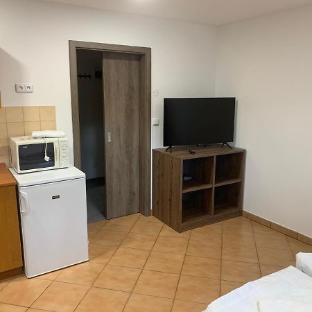 Chata Omicron Bítov Buitenkant foto