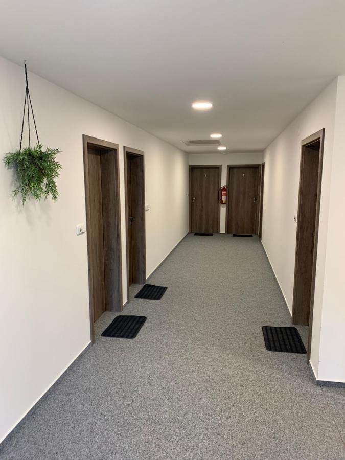 Chata Omicron Bítov Buitenkant foto